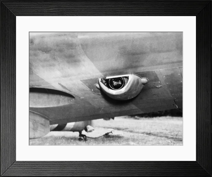 Framed Print : Supermarine Spitfire Framed Print : Supermarine Spitfire