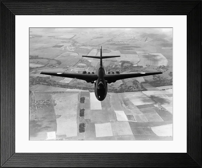 Framed Print : Vickers Valiant B-2 Pathfinder Framed Print : Vickers Valiant B-2 Pathfinder