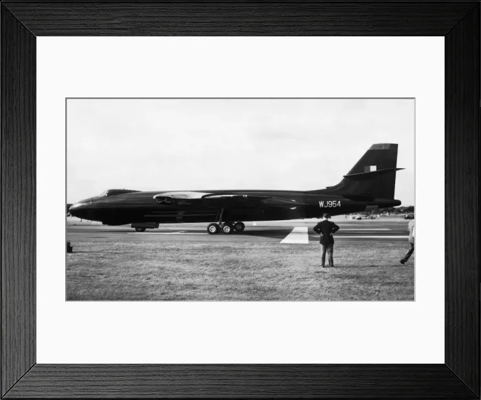 Framed Print : Vickers Valiant B-2 Pathfinder Framed Print : Vickers Valiant B-2 Pathfinder