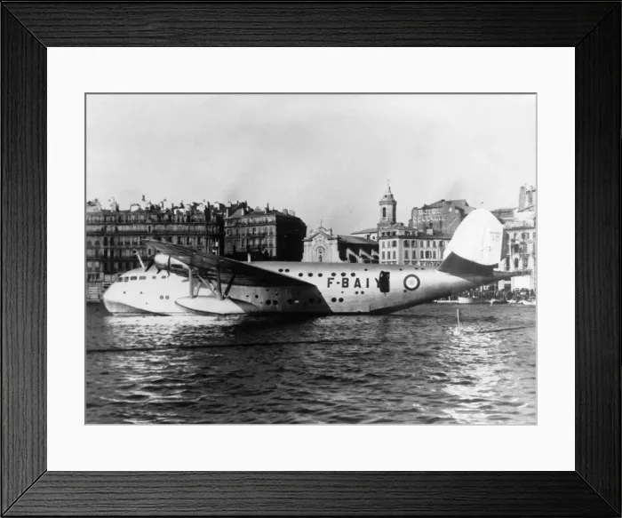 Framed Print : Sncase Se-200 Parked Floating at in a Harbour Framed Print : Sncase Se-200 Parked Floating at in a Harbour