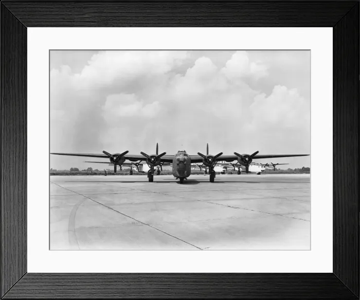 Framed Print : Consolidated B-24H Liberator B-6 Framed Print : Consolidated B-24H Liberator B-6