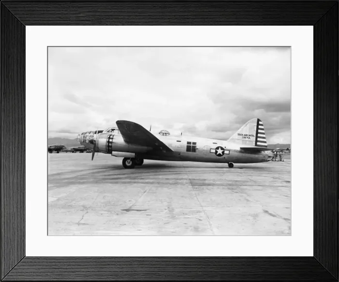 Framed Print : Mitsubishi G4M2a Model 24 Type 1 Betty Framed Print : Mitsubishi G4M2a Model 24 Type 1 Betty