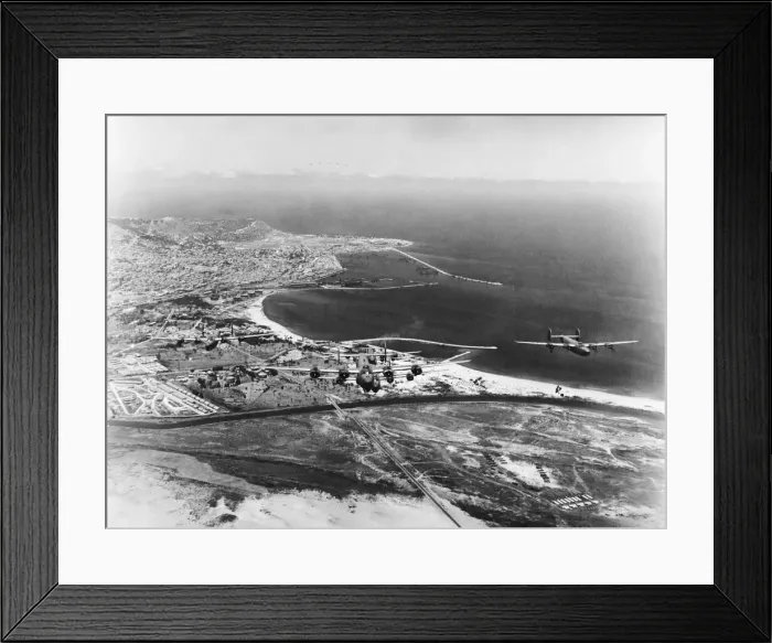 Framed Print : Consolidated B-24 Liberator