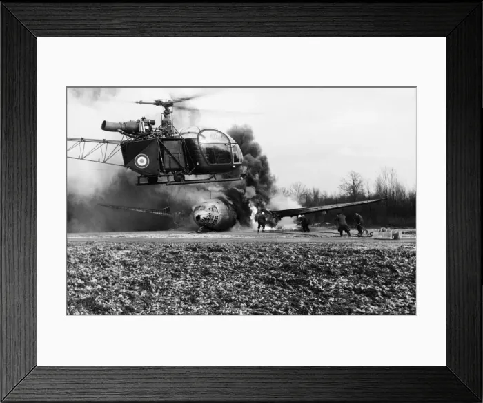 Framed Print : Aerospatiale SA-315 Alouette II / 2 Framed Print : Aerospatiale SA-315 Alouette II / 2