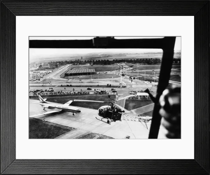 Framed Print : Aerospatiale SA-315 Alouette II / 2 Framed Print : Aerospatiale SA-315 Alouette II / 2