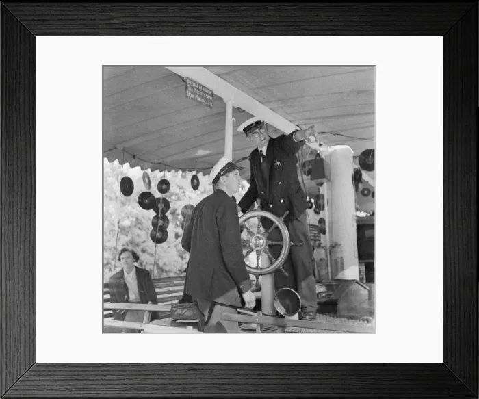 Framed Print : Steam River Launch, Stourport-on-Severn Framed Print : Steam River Launch, Stourport-on-Severn