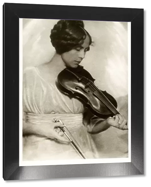 German Violinist - Hilde Elgers