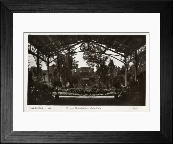 Framed Print : The Public Gardens - The Pavilion - Valencia, Spain Framed Print : The Public Gardens - The Pavilion - Valencia, Spain