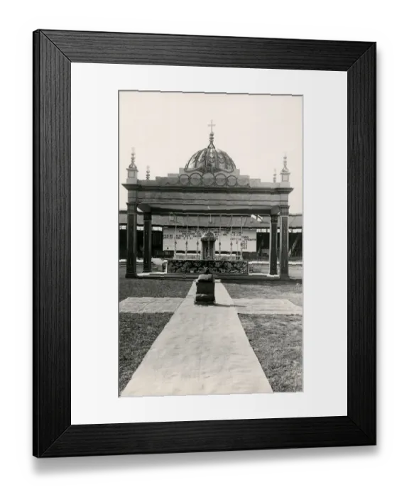 Framed Print : Altar for the Oxford Movement Catholic Centenary Framed Print : Altar for the Oxford Movement Catholic Centenary