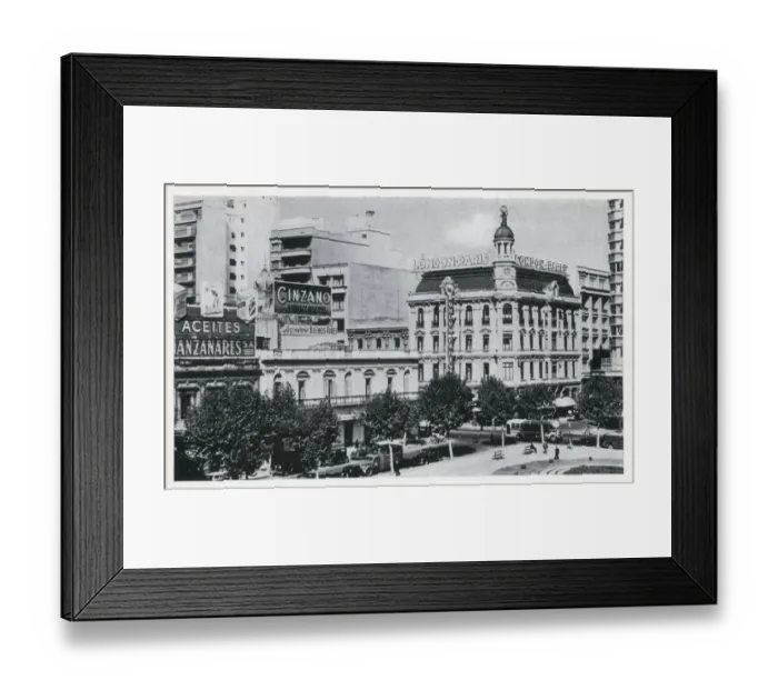 Framed Print : Montevideo, Uruguay, Avenida 18 de Julio and Calle Rio Negro Framed Print : Montevideo, Uruguay, Avenida 18 de Julio and Calle Rio Negro
