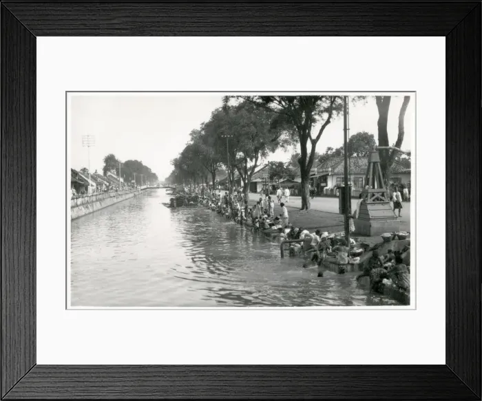 Framed Print : Indonesia - Java - Jakarta - Molenvliet Canal Framed Print : Indonesia - Java - Jakarta - Molenvliet Canal