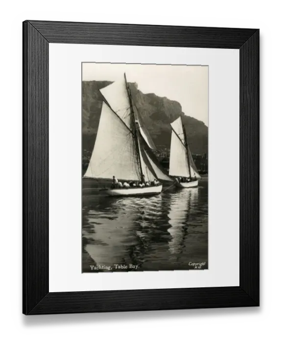 Framed Print : Yachting in Table Bay - Cape Town, South Africa Framed Print : Yachting in Table Bay - Cape Town, South Africa