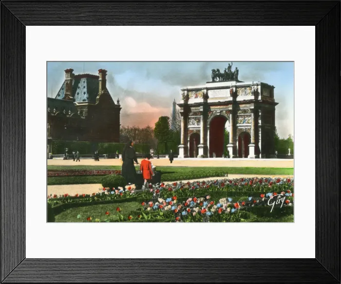 Framed Print : Paris, France - Place de L Arc de Triomphe du Carrousel Framed Print : Paris, France - Place de L Arc de Triomphe du Carrousel