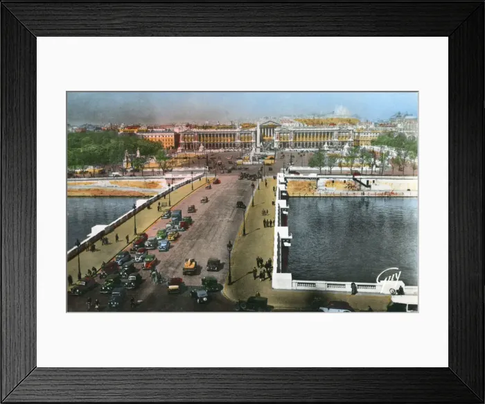 Framed Print : Paris, France - Pont et Place de la Concorde Framed Print : Paris, France - Pont et Place de la Concorde
