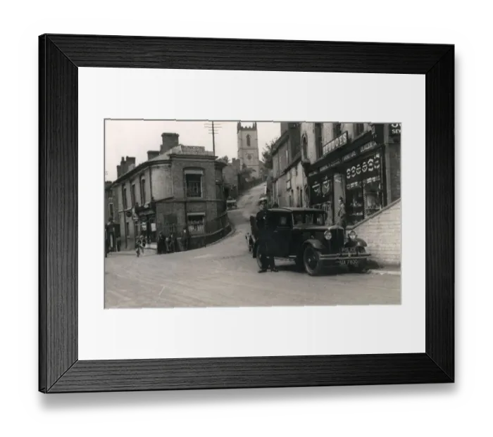 Framed Print : Ironbridge, Shropshire - View up Church Hill to St Luke s Framed Print : Ironbridge, Shropshire - View up Church Hill to St Luke s