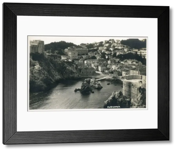 Framed Print : Croatia - Dubrovnik - Unusual view of the inland section Framed Print : Croatia - Dubrovnik - Unusual view of the inland section