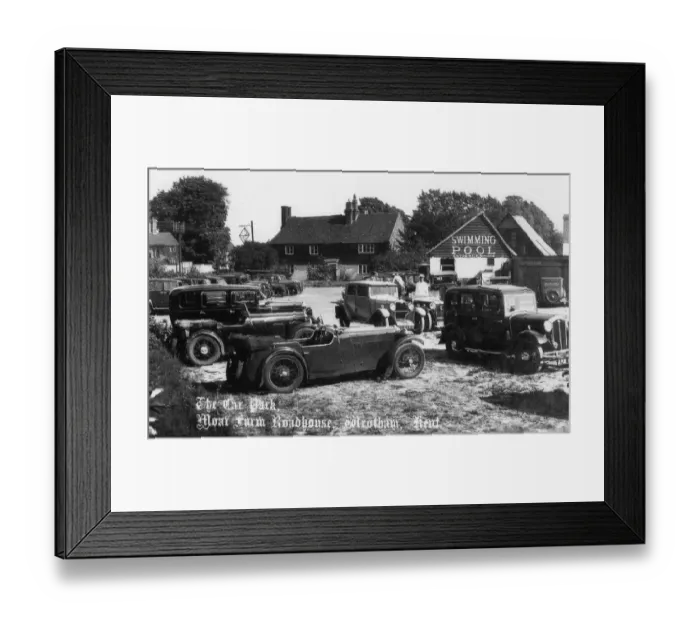 Framed Print : Car Park at Moat Farm Roadhouse, Wrotham, Kent Framed Print : Car Park at Moat Farm Roadhouse, Wrotham, Kent
