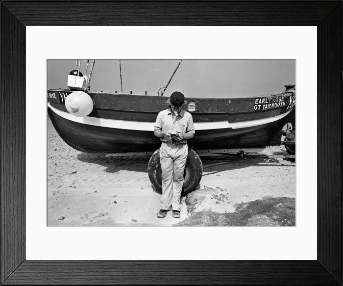 Framed Print : Fisherman, Happisburg, Norfolk Framed Print : Fisherman, Happisburg, Norfolk