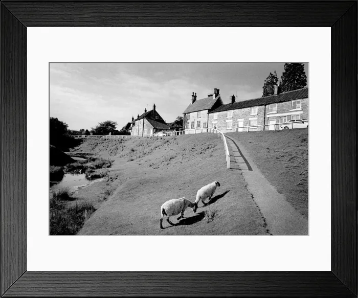 Framed Print : Hutton-le-Hole Framed Print : Hutton-le-Hole