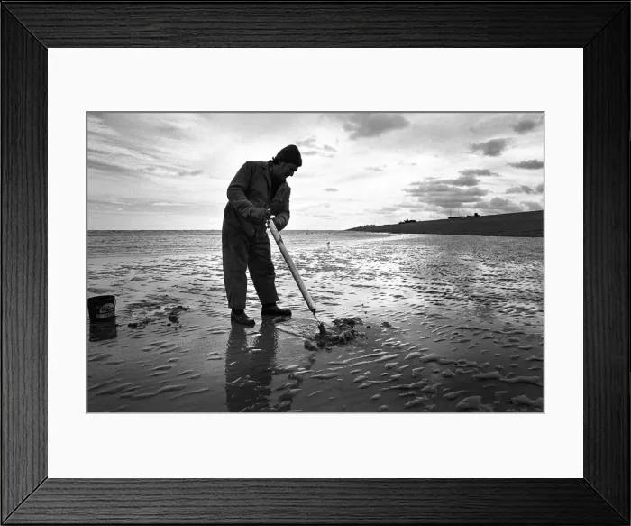 Framed Print : Bait fisherman, Kent Framed Print : Bait fisherman, Kent