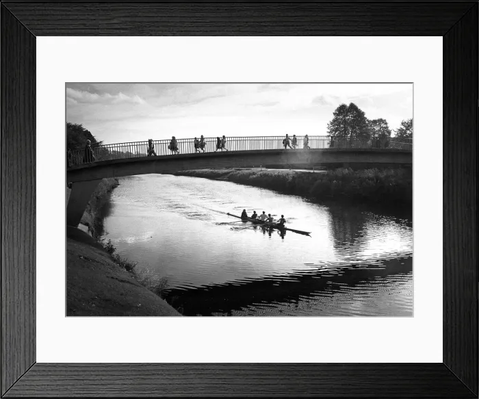 Framed Print : River Wear rowing, Durham Framed Print : River Wear rowing, Durham
