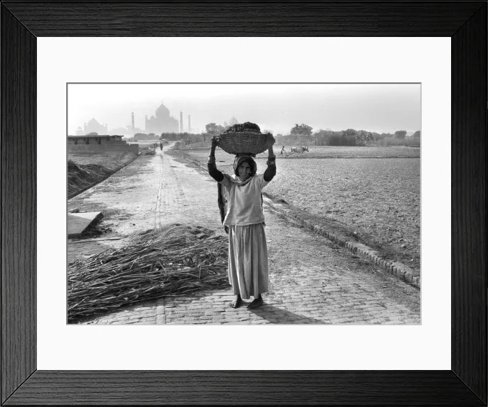 Framed Print : Woman and Taj Mahal, India Framed Print : Woman and Taj Mahal, India