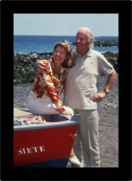 Explorer Thor Heyerdahl with his wife Jacqueline - 3