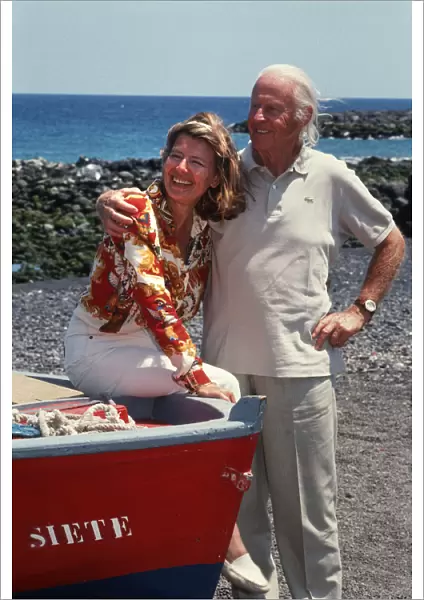 Explorer Thor Heyerdahl with his wife Jacqueline - 3