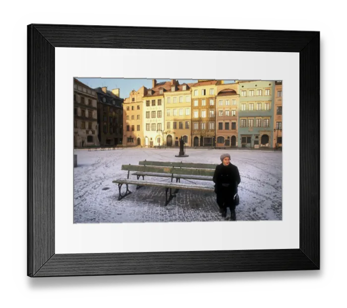 Framed Print : Old Lady on bench, Starigrad, Warsaw, Poland Framed Print : Old Lady on bench, Starigrad, Warsaw, Poland