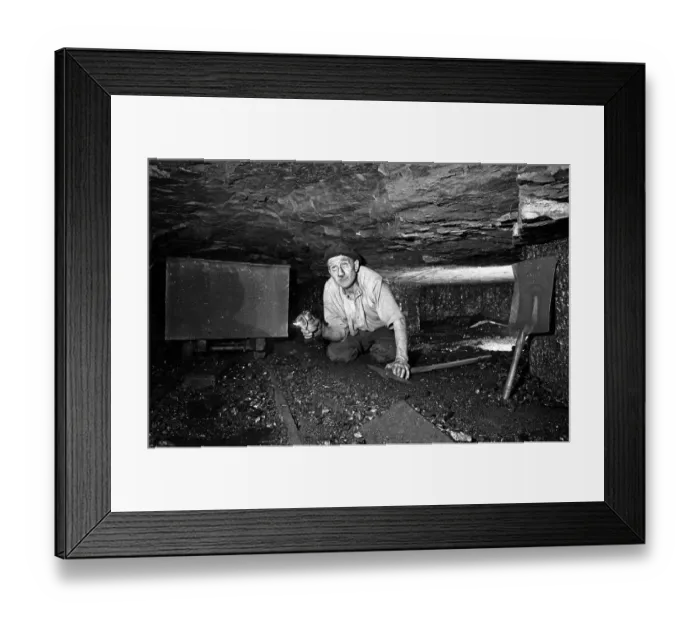 Framed Print : Alfred Gee, one-man coal mine, Cheshire - 4 Framed Print : Alfred Gee, one-man coal mine, Cheshire - 4