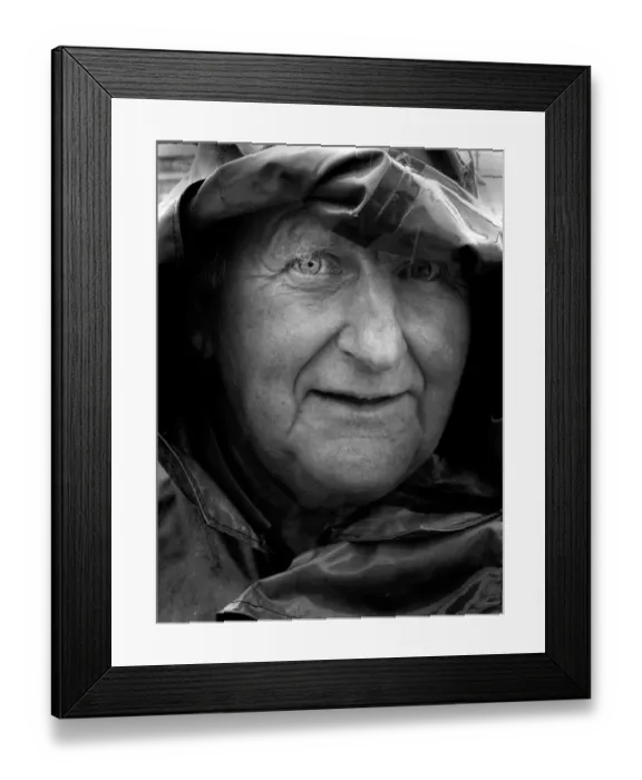 Framed Print : Porter at the Castle Douglas cattle market, Scotland Framed Print : Porter at the Castle Douglas cattle market, Scotland