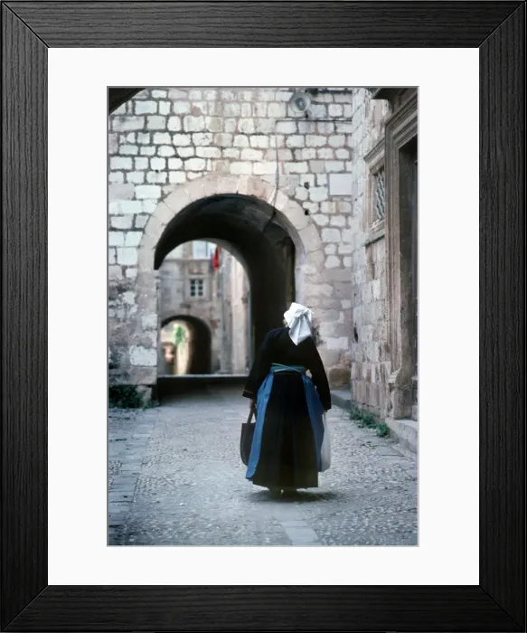 Framed Print : An old woman wearing traditional costume, Dubrovnik