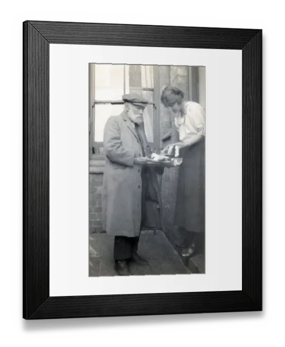 Framed Print : Itinerant doorstep peddlar / seller of accoutrement for sewing Framed Print : Itinerant doorstep peddlar / seller of accoutrement for sewing