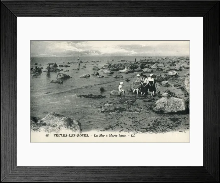 Framed Print : Veules-les-Roses - The sea at low tide Framed Print : Veules-les-Roses - The sea at low tide