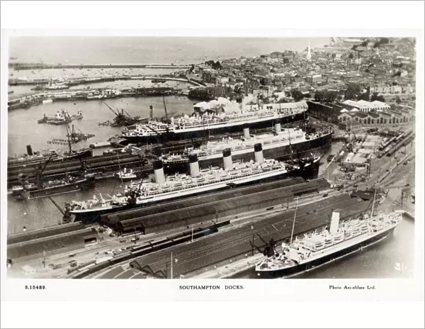 Southampton Docks - Great Ocean Liners