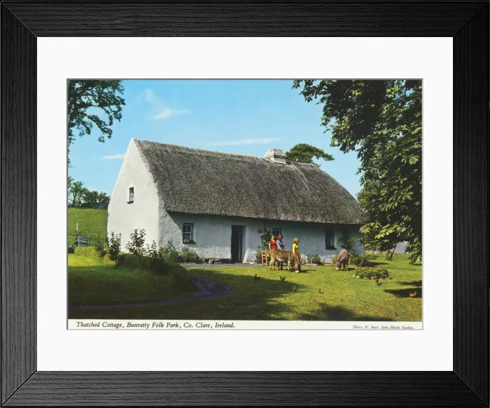 Framed Print : Thatched Cottage, Bunratty Folk Park, County Clare Framed Print : Thatched Cottage, Bunratty Folk Park, County Clare