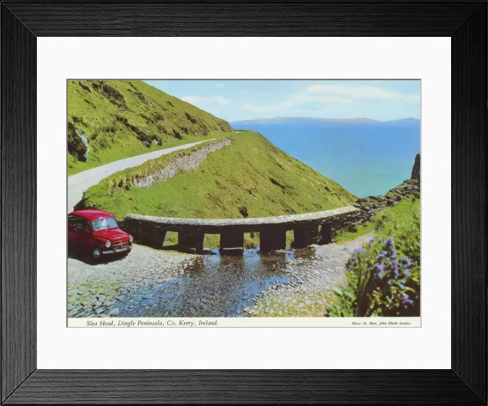 Framed Print : Slea Head, Dingle Peninsula, County Kerry, Ireland Framed Print : Slea Head, Dingle Peninsula, County Kerry, Ireland