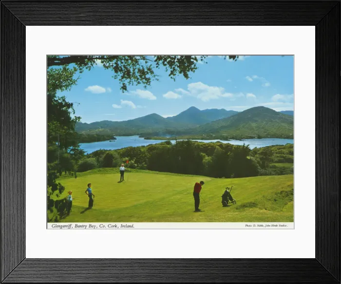 Framed Print : Glengarriff, Bantry Bay, County Cork, Republic of Ireland Framed Print : Glengarriff, Bantry Bay, County Cork, Republic of Ireland