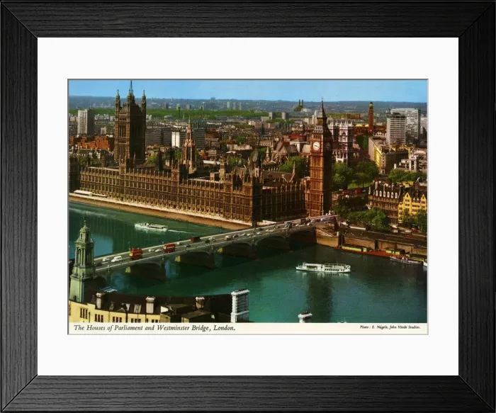 Framed Print : The Houses of Parliament and Westminster Bridge, London Framed Print : The Houses of Parliament and Westminster Bridge, London