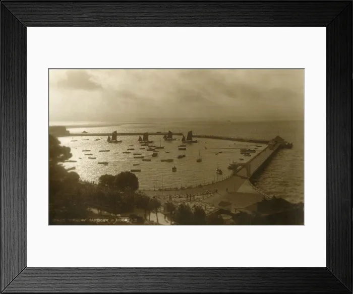 Framed Print : Torquay Harbour, Devon Framed Print : Torquay Harbour, Devon
