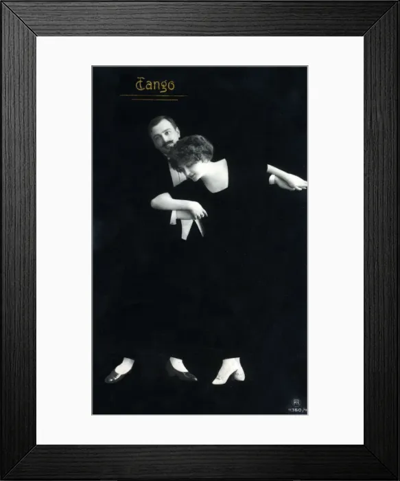 Framed Print : A stylish finely-dressed German couple dancing the Tango. Date: circa 1914 Framed Print : A stylish finely-dressed German couple dancing the Tango. Date: circa 1914