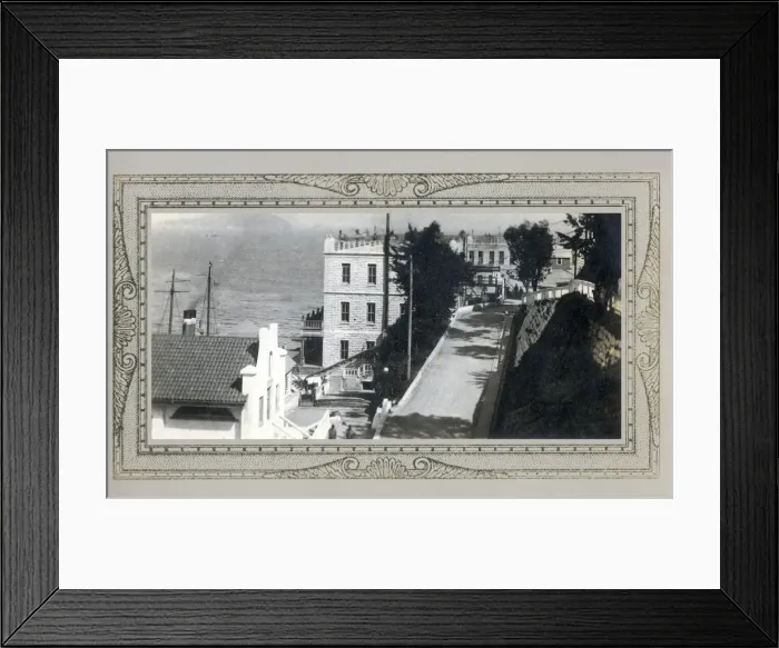 Framed Print : The Alcatraz Federal Penitentiary or United States Penitentiary, Alcatraz Island Framed Print : The Alcatraz Federal Penitentiary or United States Penitentiary, Alcatraz Island