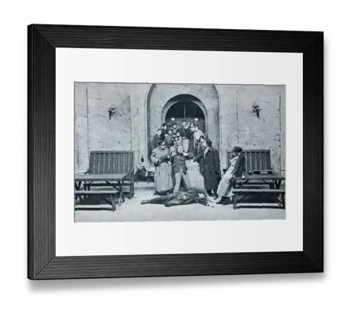 Framed Print : Henry Ainley in Reparation, St Jamess Theatre, London Framed Print : Henry Ainley in Reparation, St Jamess Theatre, London