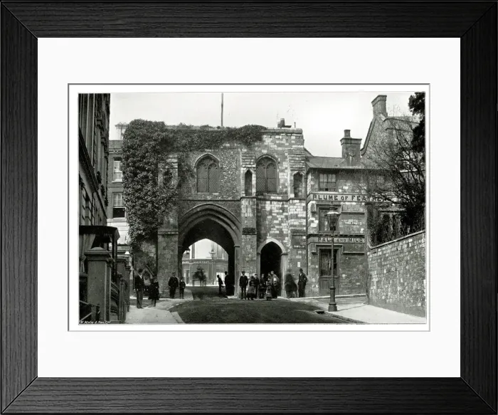 Framed Print : West Gate, Winchester Framed Print : West Gate, Winchester