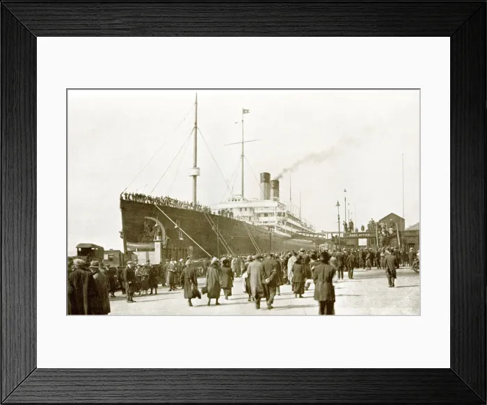 Framed Print : Atlantic Liner at Liverpool Landing Stage Framed Print : Atlantic Liner at Liverpool Landing Stage