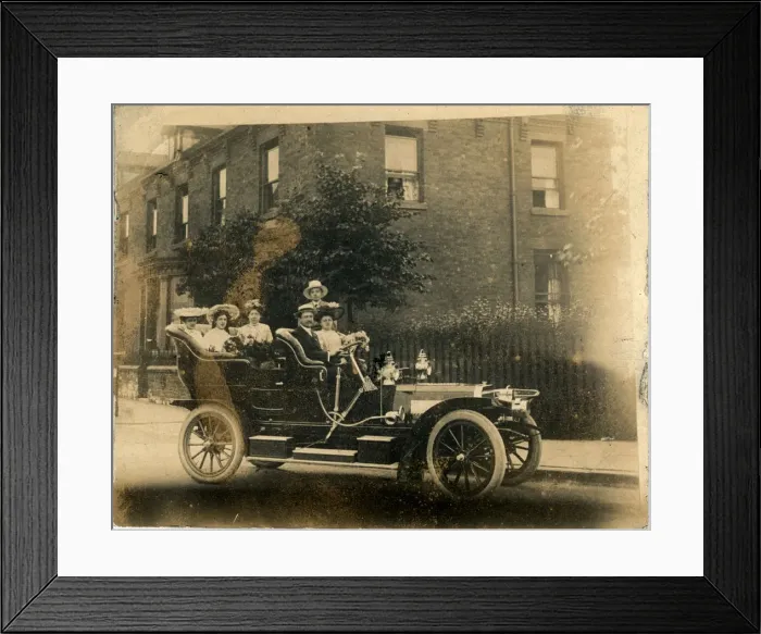 Framed Print : Vintage Car (awaiting identification) Framed Print : Vintage Car (awaiting identification)