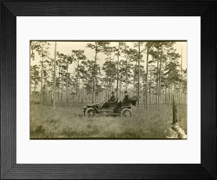 Framed Print : Vintage Car (awaiting identification) Framed Print : Vintage Car (awaiting identification)