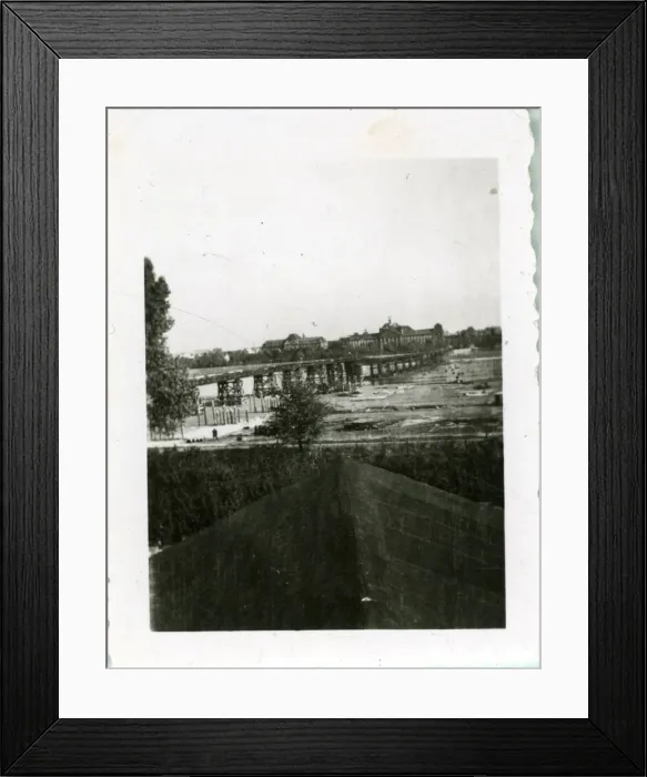 Framed Print : British Army Royal Engineers building The Freeman Bridge Framed Print : British Army Royal Engineers building The Freeman Bridge