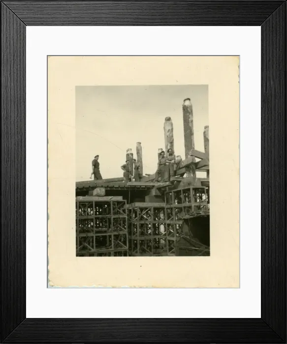 Framed Print : British Army Royal Engineers building The Freeman Bridge Framed Print : British Army Royal Engineers building The Freeman Bridge