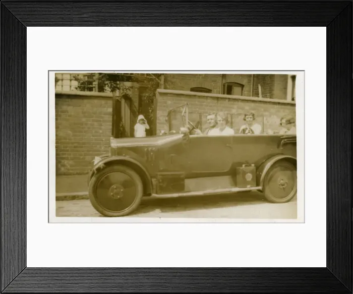 Framed Print : Singer Vintage Car Framed Print : Singer Vintage Car